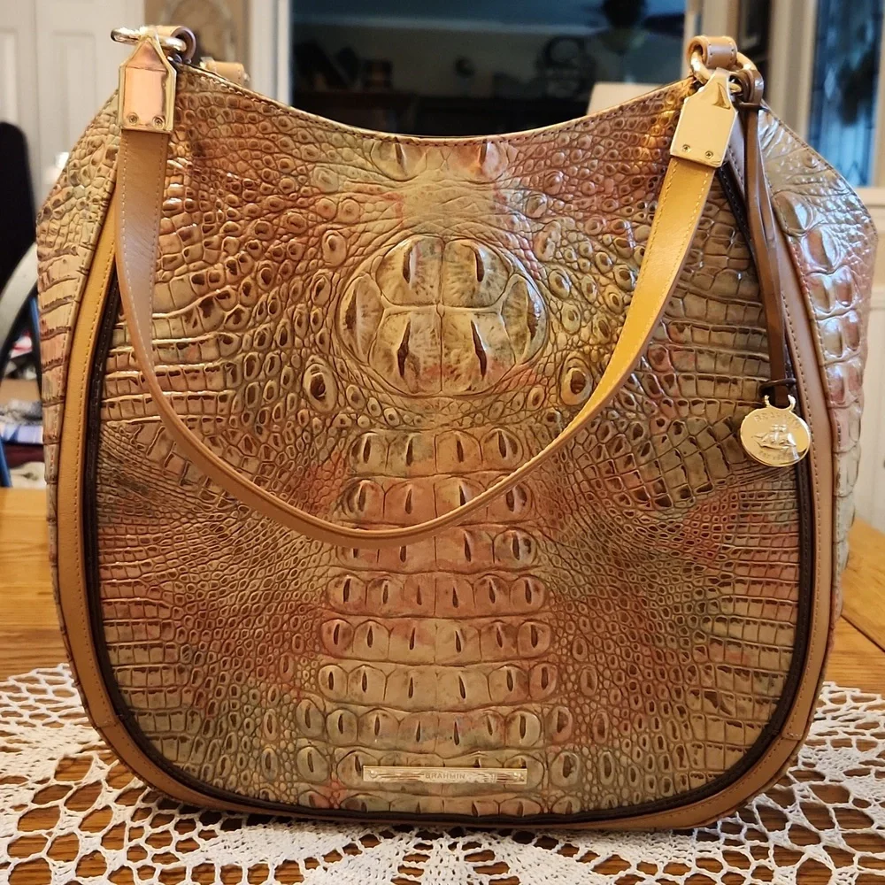 Brahmin, NWT, Women's Handbag, Cover included, Genuine Leather - Picture 9 of 14